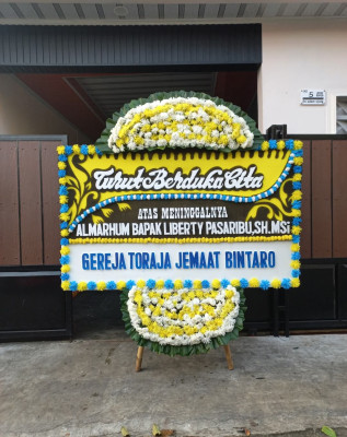 Papan Bunga Duka di Cubadak Air Utara